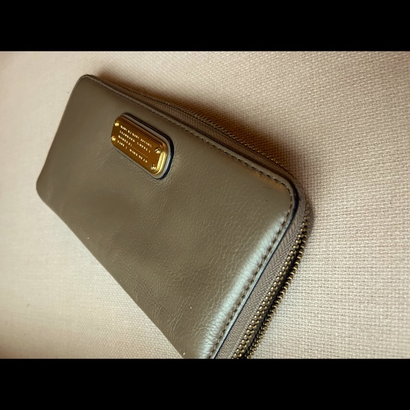Marc jacobs wallet taupe - Picture 2 of 4